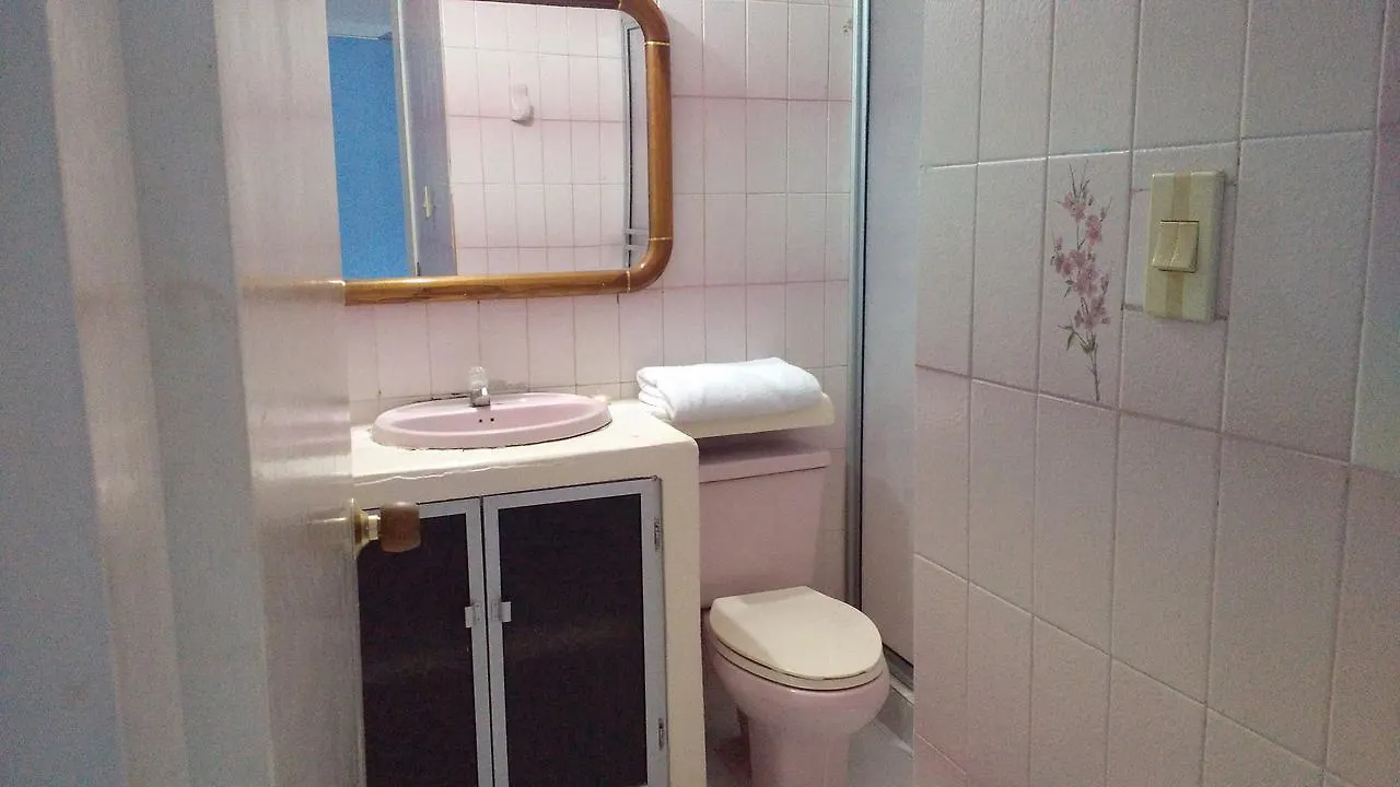 Apartahotel Miramar San Andres  San Andres (San Andres and Providencia Islands)